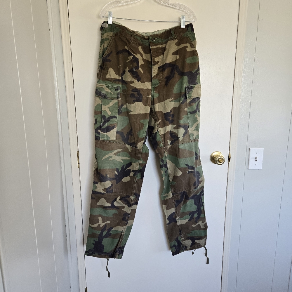Military Fatigues Men's Medium Long Camo Green